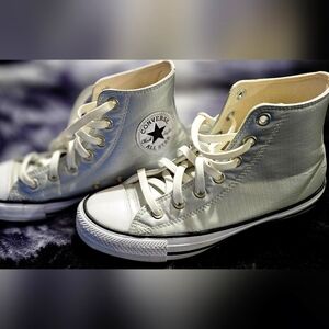 Chuck Taylor metallic Leather